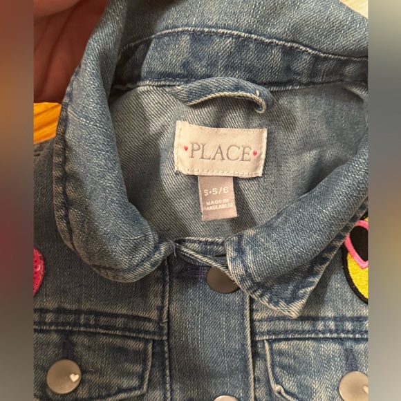 Place - Patch Denim Jacket - Picture 12 of 14